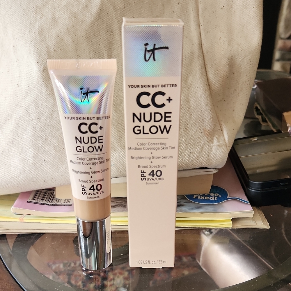 IT Cosmetics CC+ Nude Glow Medium Coverage Skin Tint - Cream